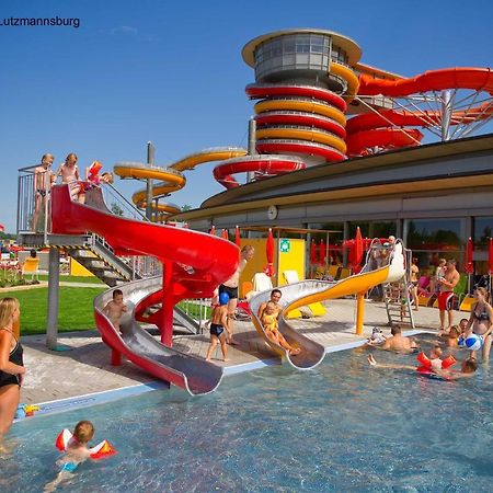 Familien Chalet Mit Direktem Bademantelgang Zur Therme Lutzmannsburg Exteriér fotografie